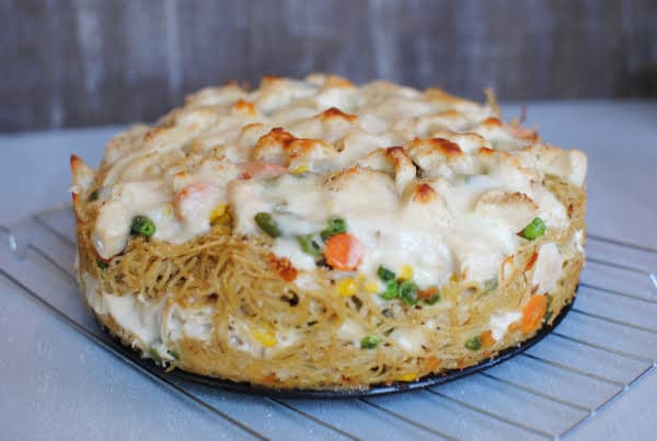 Alfredo Garlic Cheese Pie